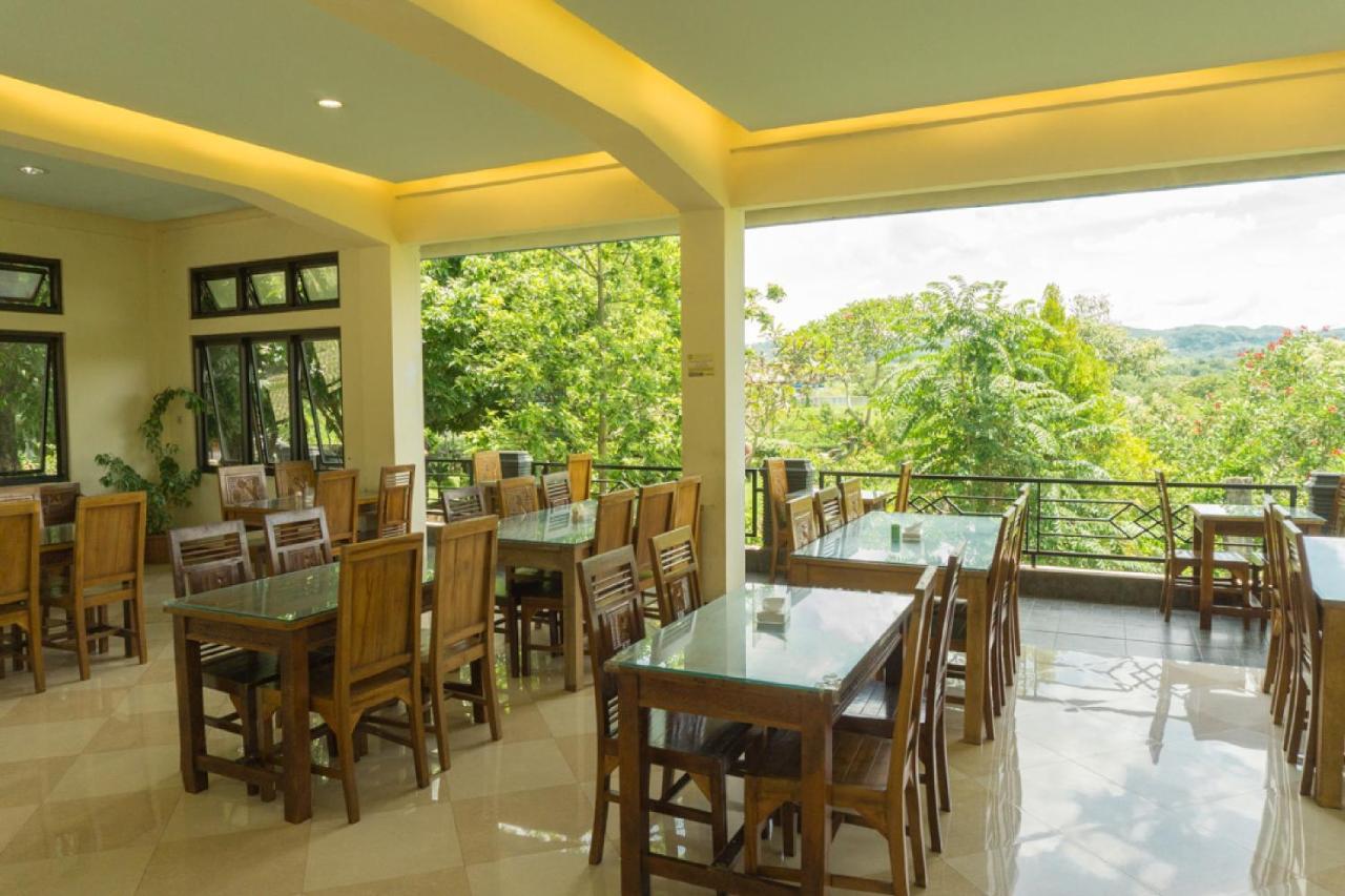 RedDoorz @ Tambolaka Sumba Hotel Lokokaki Bagian luar foto