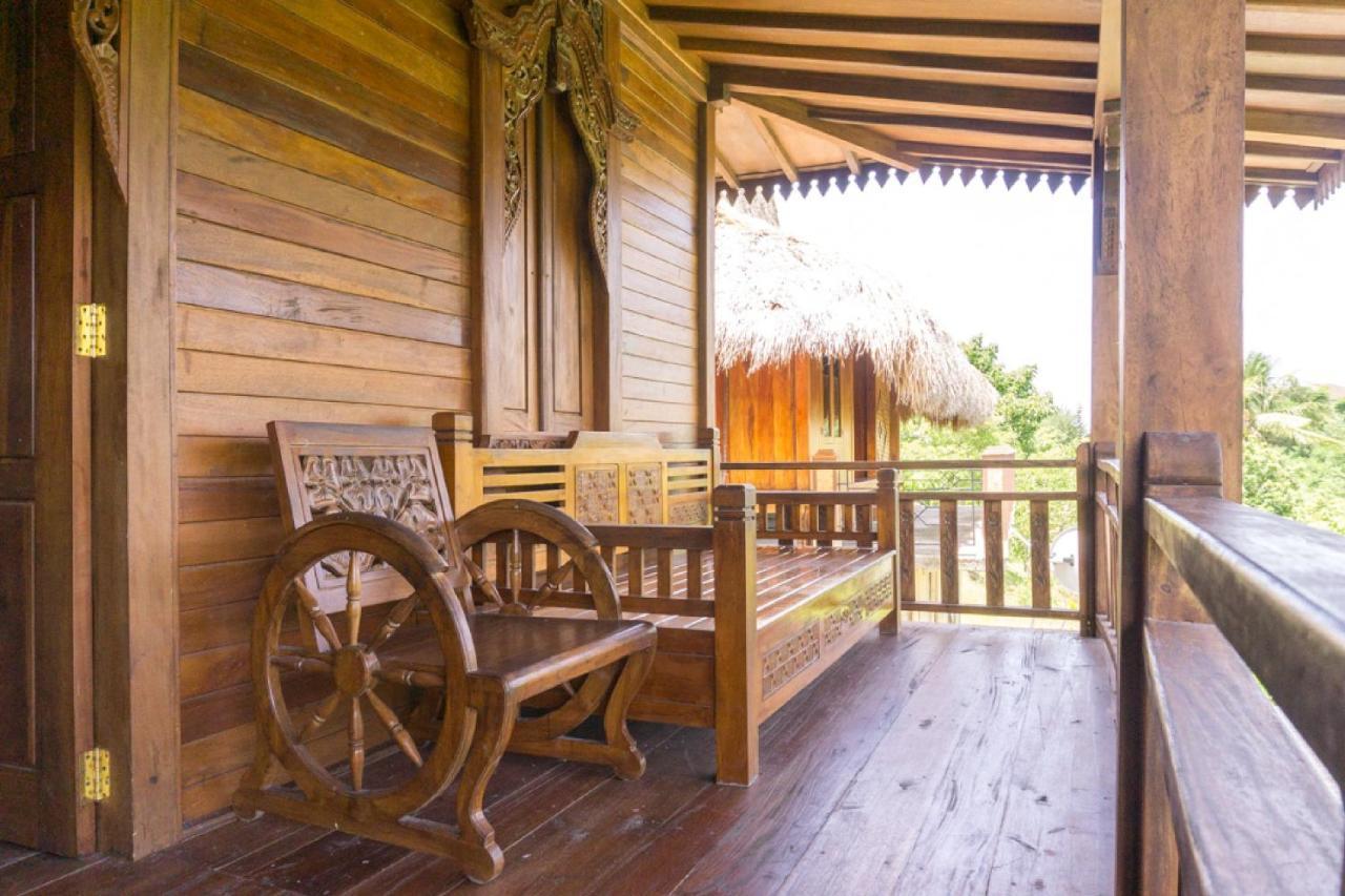 RedDoorz @ Tambolaka Sumba Hotel Lokokaki Bagian luar foto