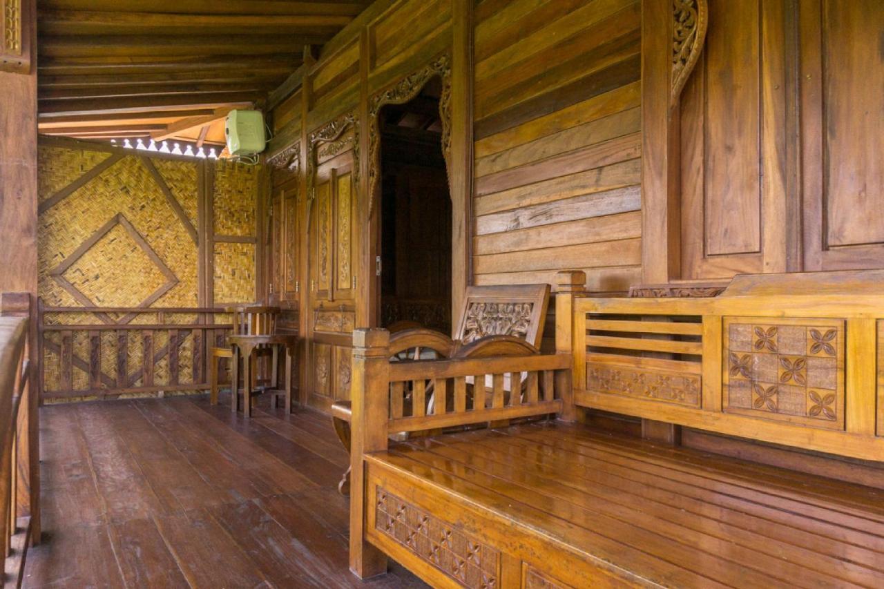 RedDoorz @ Tambolaka Sumba Hotel Lokokaki Bagian luar foto